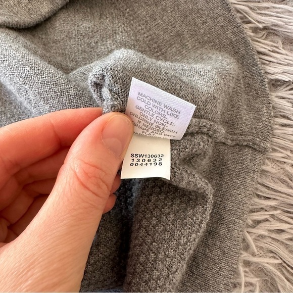 J. Jill Pure Cashmere Blend Boxy Waffle Knit Pull Over Sweater with Pockets - Picture 9 of 13